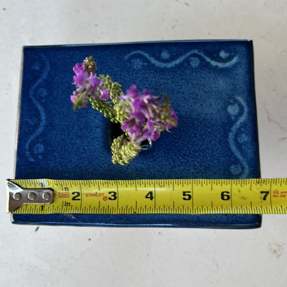 Charming modern cobalt blue flower pottery vase with built-in flower frog. - Picture 10 of 12